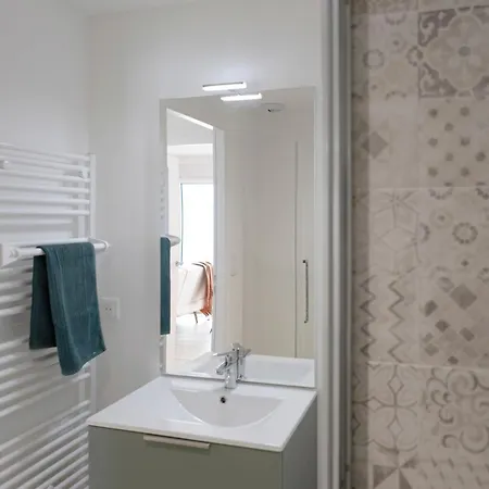 Neuf A 5 Minutes A Pied De La ברבטרה